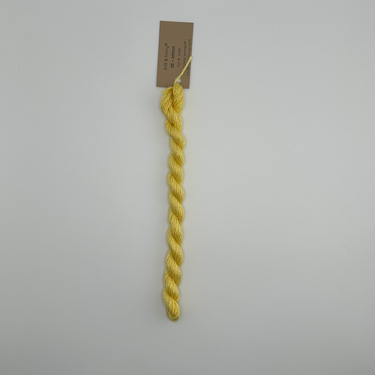 Silk & Ivory - 52 Citron